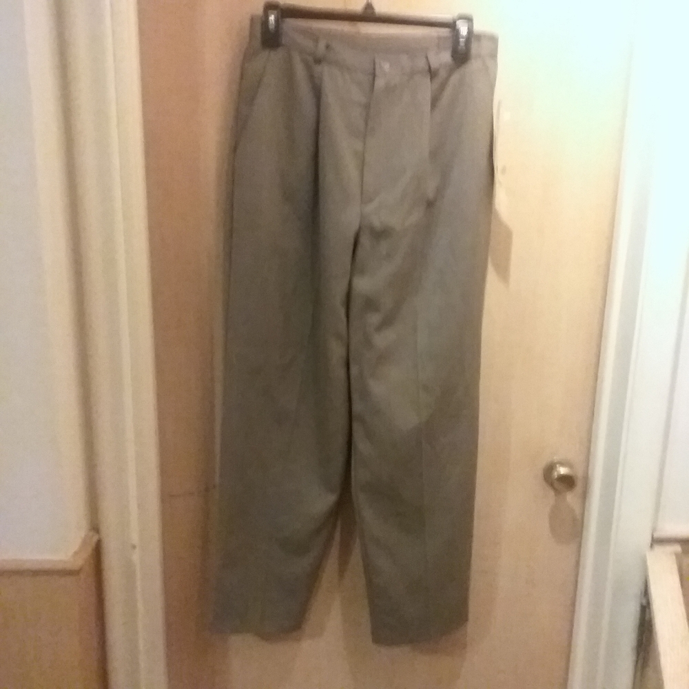 Briggs petite size 12 womens light brown pants
